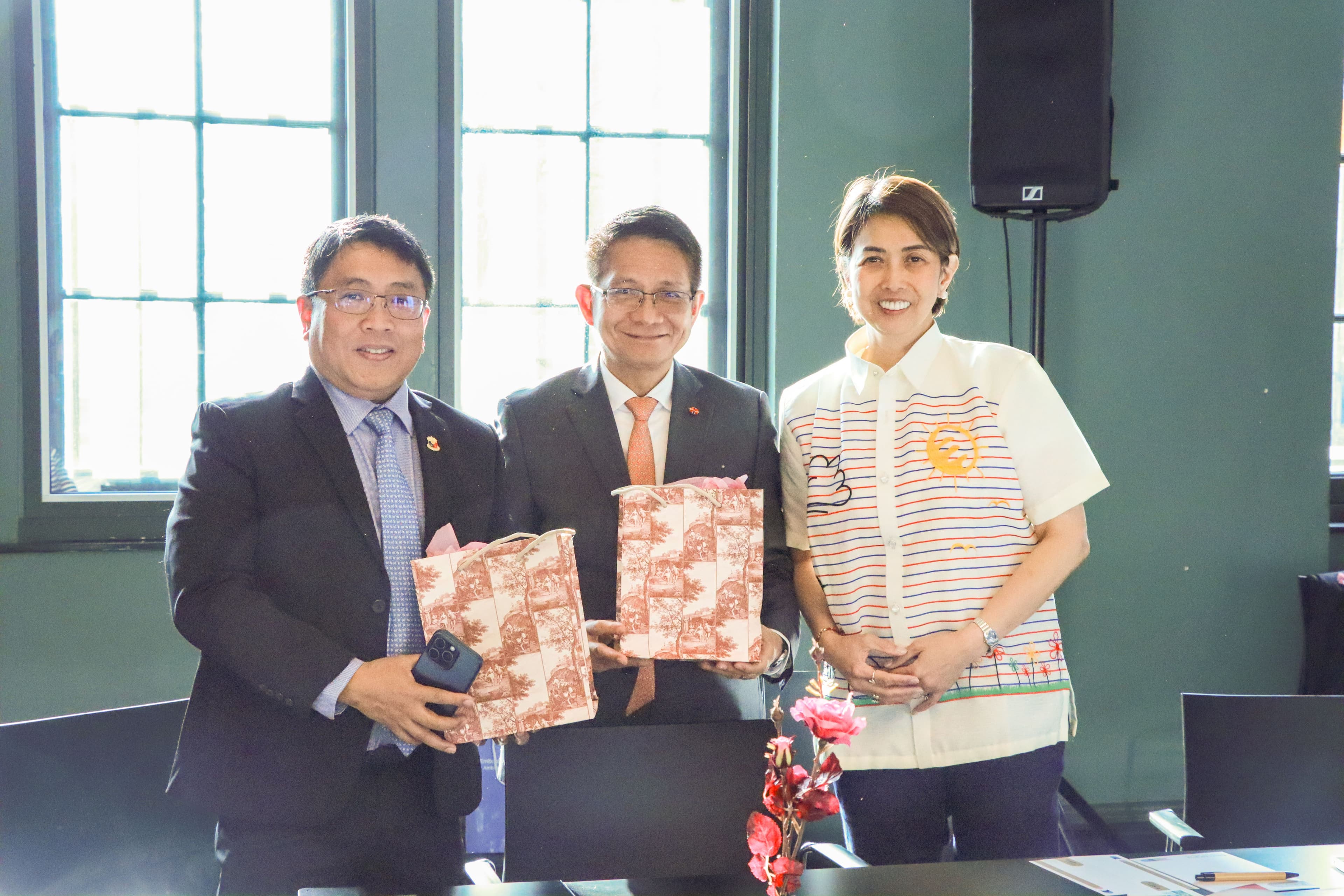 PLDT Global Hosts Europe–Philippines Connectivity Exchange in Amsterdam